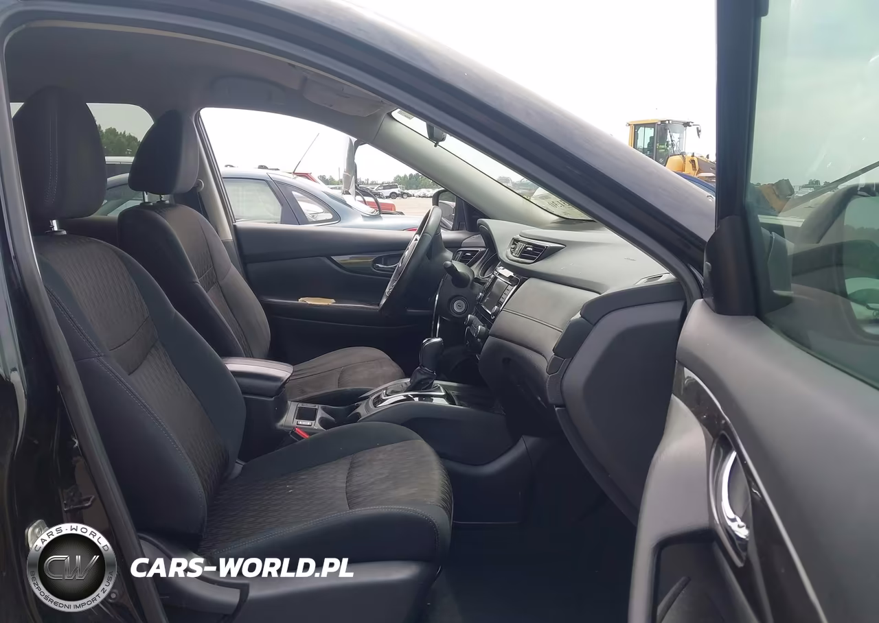 2019 Nissan Rogue S VIN:5N1AT2MT8KC724575 - 5