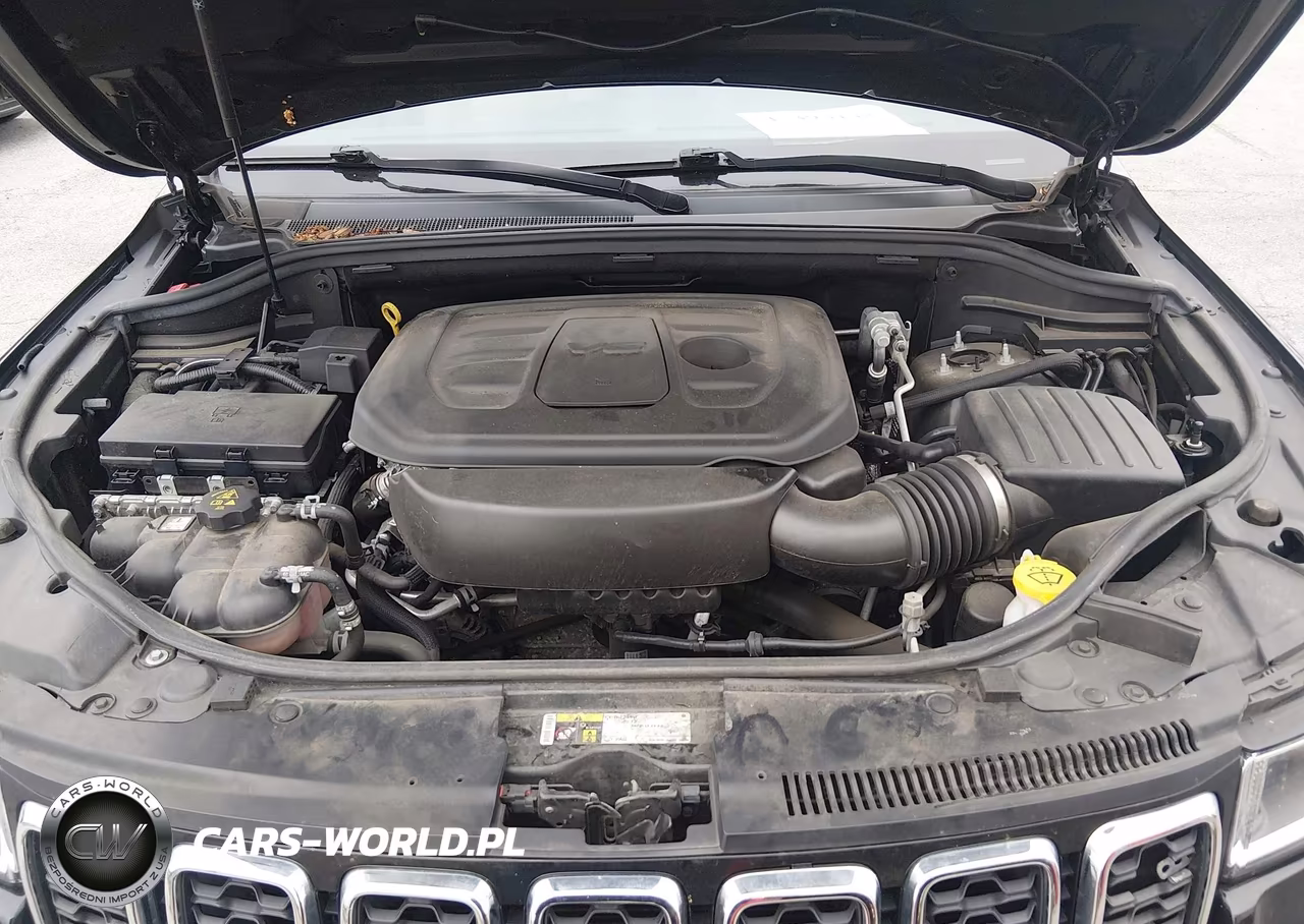 2019 Jeep Grand Cherokee Laredo E 4X4 VIN:1C4RJFAG4KC754202 - 10