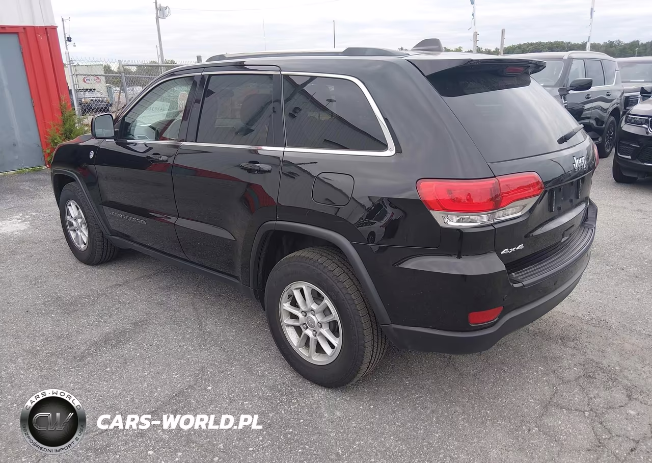 2019 Jeep Grand Cherokee Laredo E 4X4 VIN:1C4RJFAG4KC754202 - 3