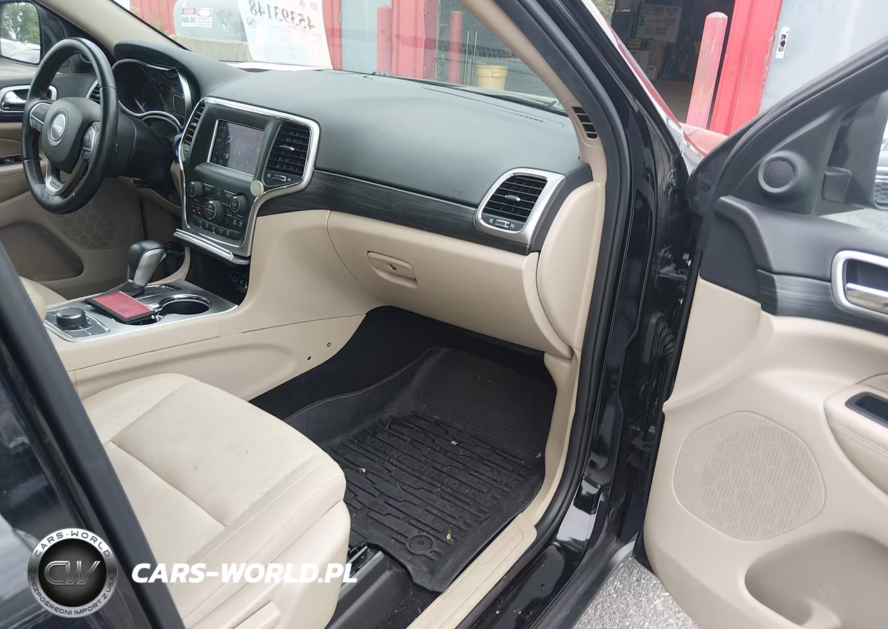 2019 Jeep Grand Cherokee Laredo E 4X4 VIN:1C4RJFAG4KC754202 - 5