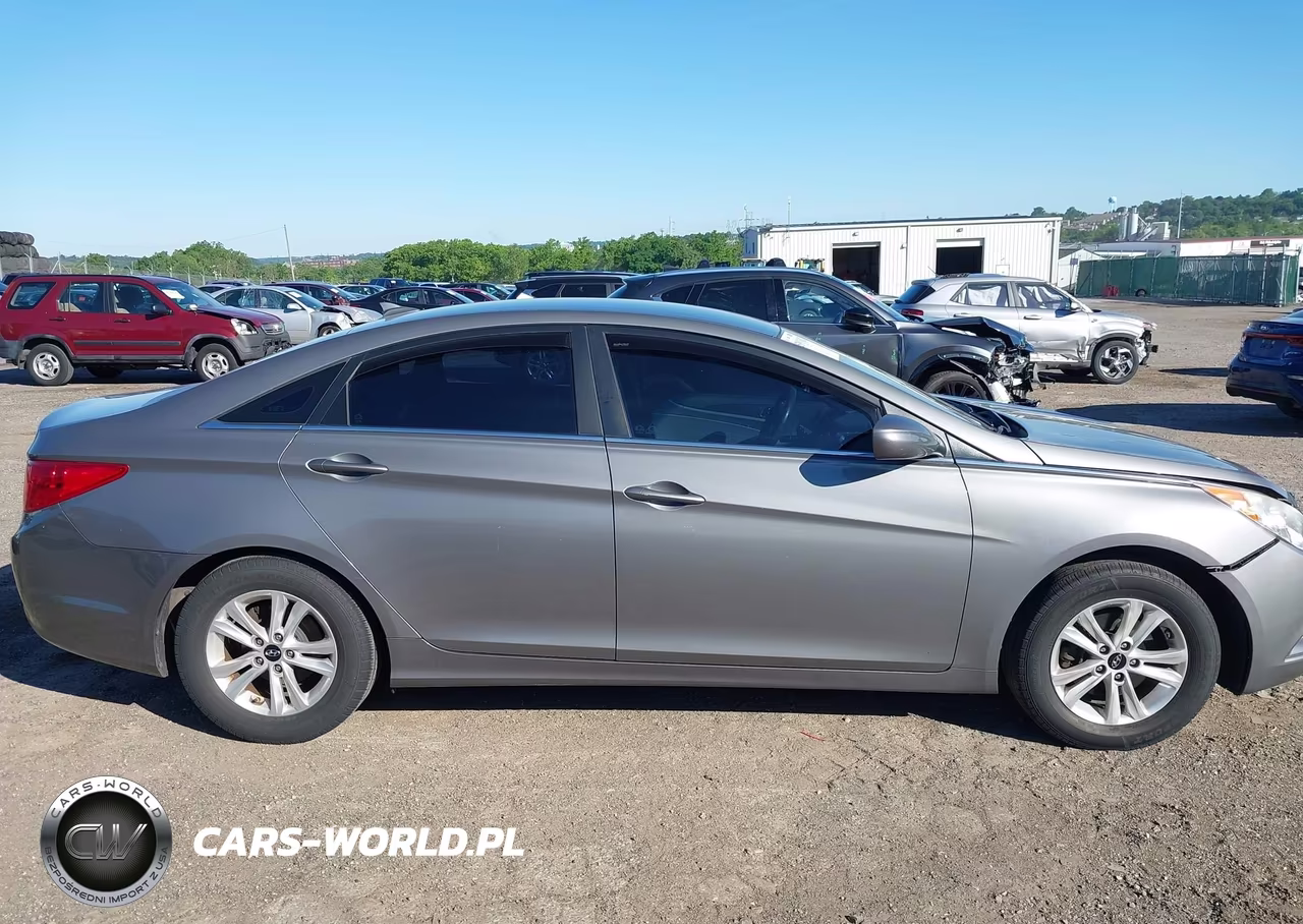2013 Hyundai Sonata Gls VIN:5NPEB4AC0DH737577 - 13