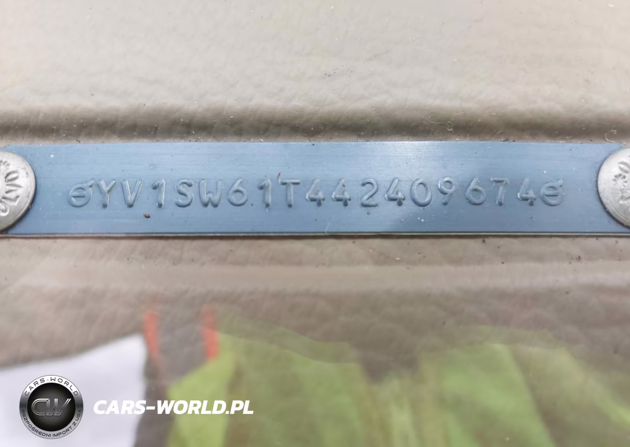 2004 Volvo V70 2.4 VIN:YV1SW61T442409674 - 9