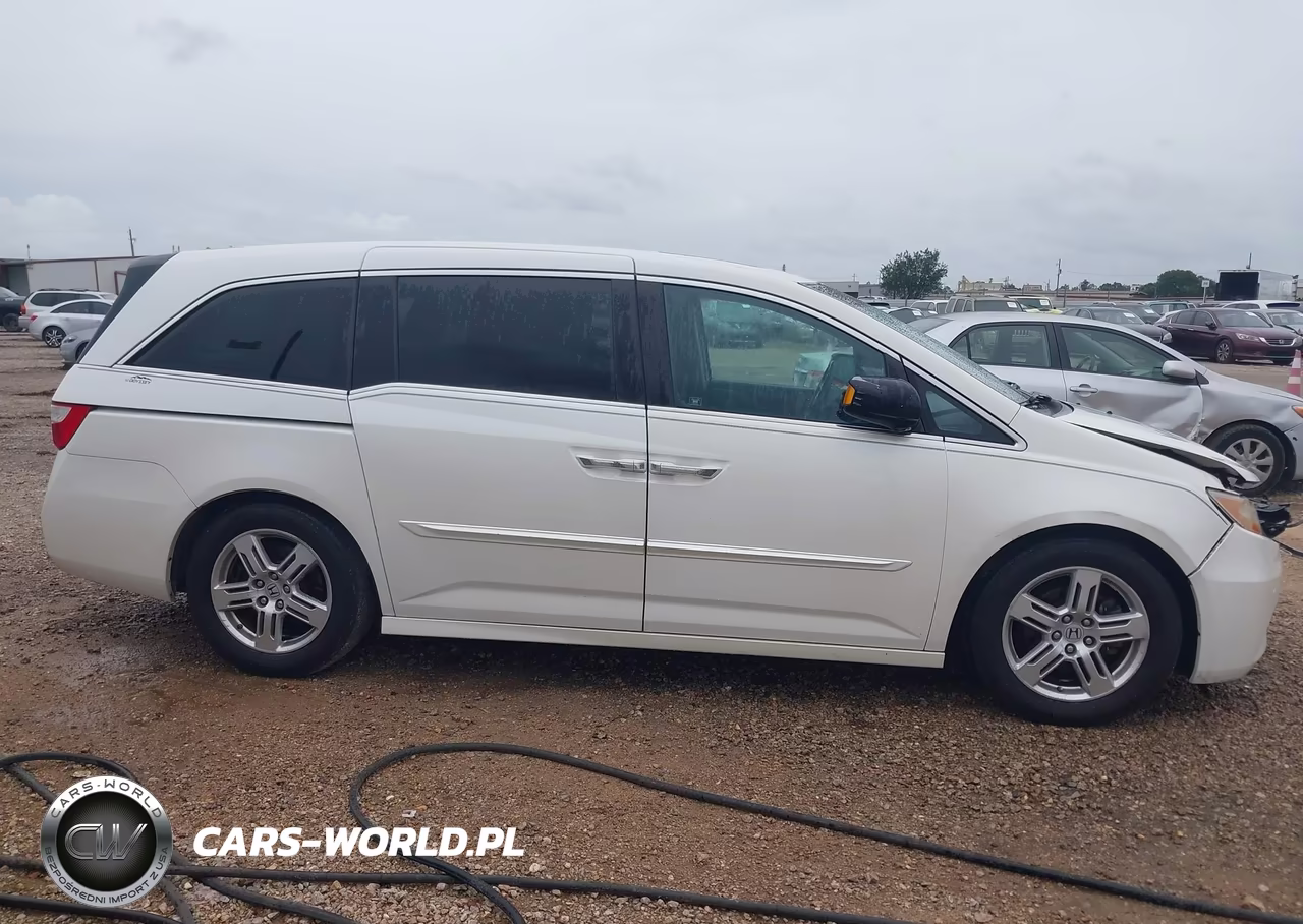 2012 Honda Odyssey Touring-Touring Elite VIN:5FNRL5H95CB118923 - 13