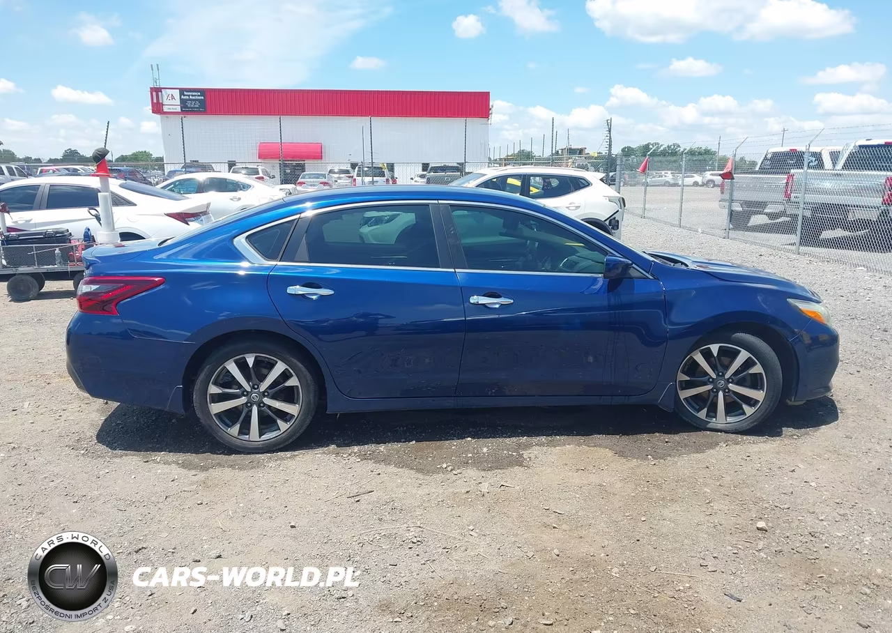 2017 Nissan Altima 2.5 Sr VIN:1N4AL3AP9HC230516 - 14