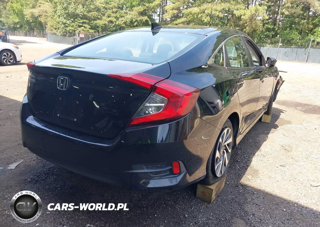 2018 Honda Civic Ex VIN:2HGFC2F78JH590884 - 4