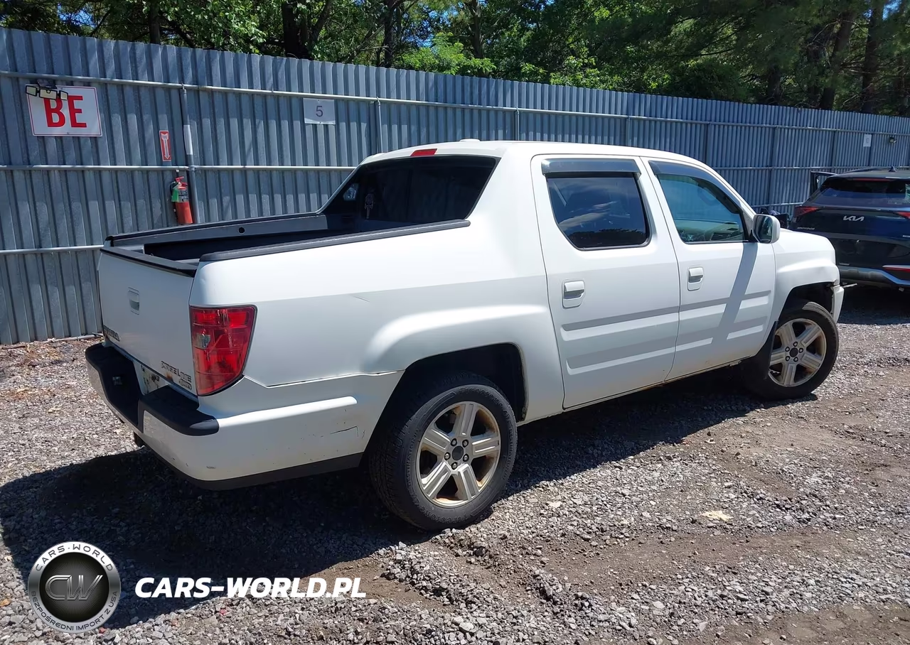 2011 Honda Ridgeline Rtl VIN:5FPYK1F54BB452423 - 4