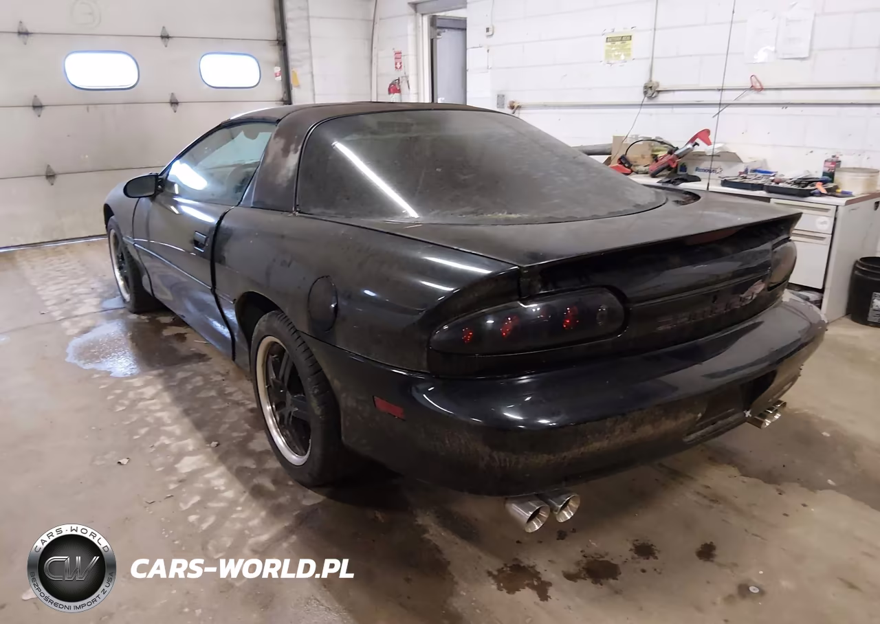 1996 Chevrolet Camaro Z28 VIN:2G1FP22P4T2103042 - 3
