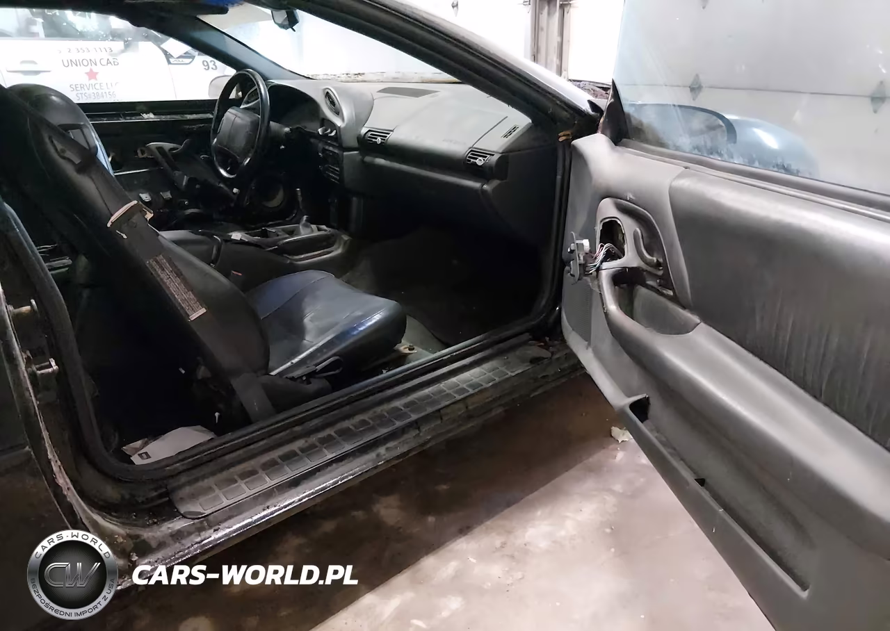 1996 Chevrolet Camaro Z28 VIN:2G1FP22P4T2103042 - 5