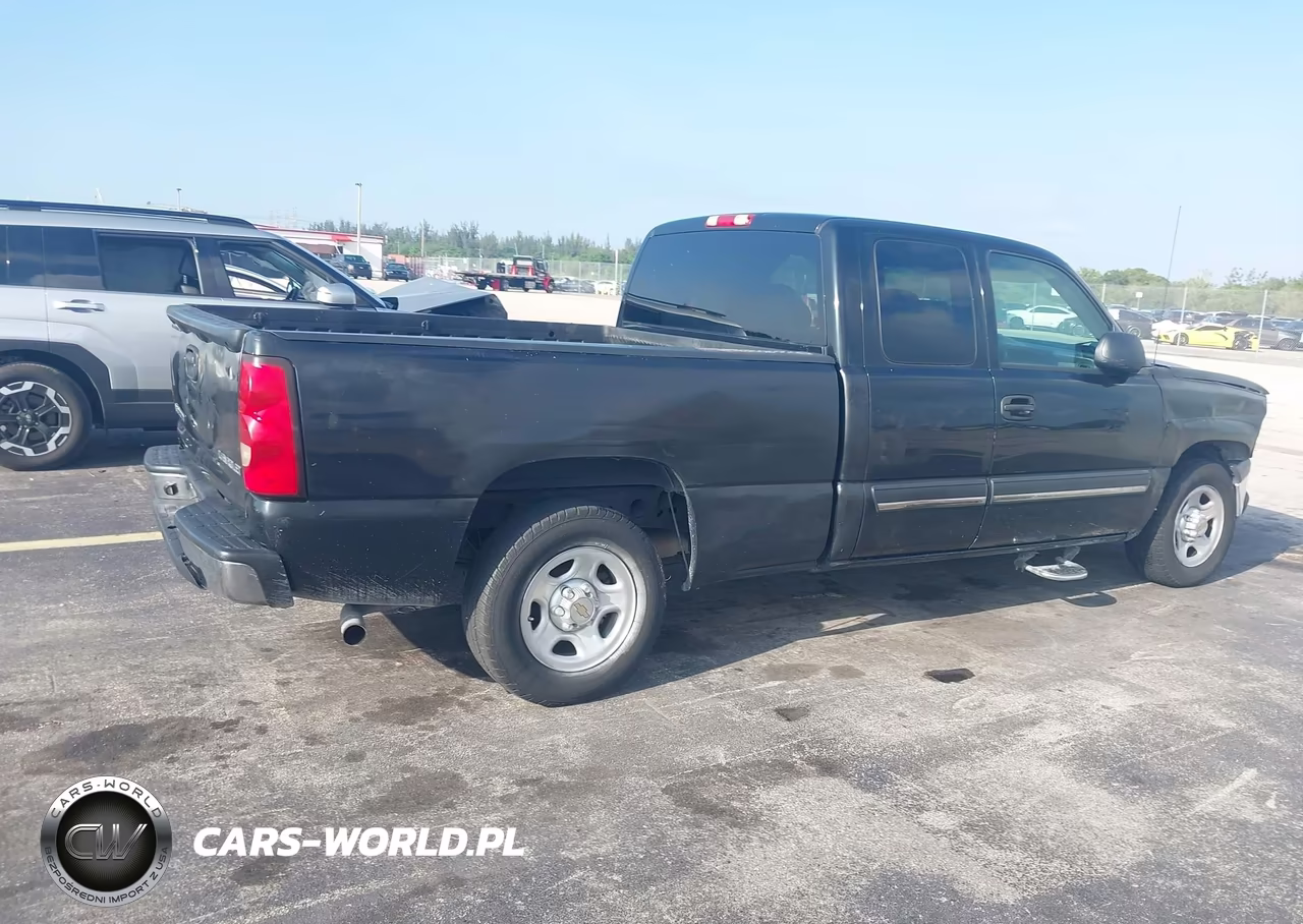 2004 Chevrolet Silverado 1500 Ls VIN:1GCEC19X84Z308070 - 4