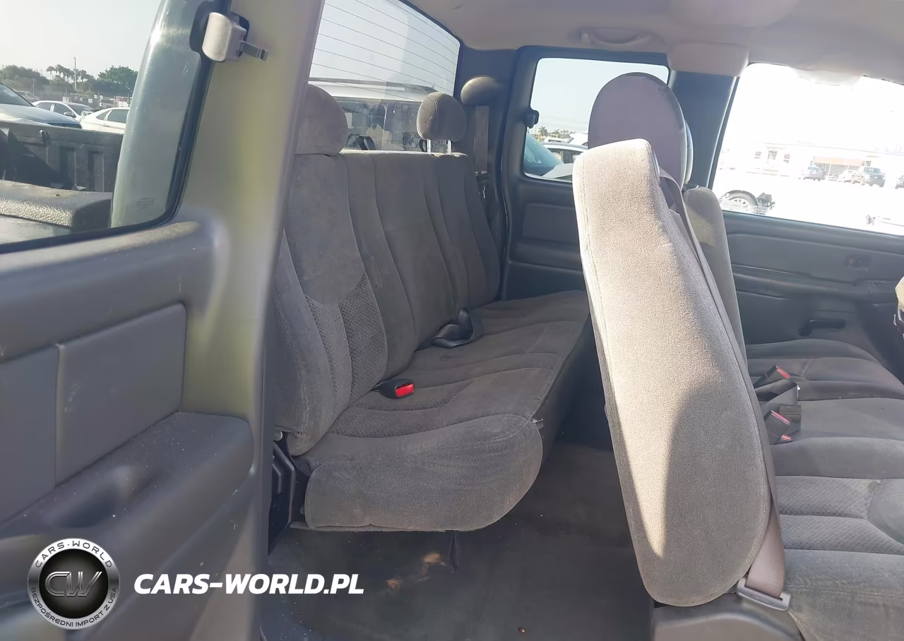 2004 Chevrolet Silverado 1500 Ls VIN:1GCEC19X84Z308070 - 8
