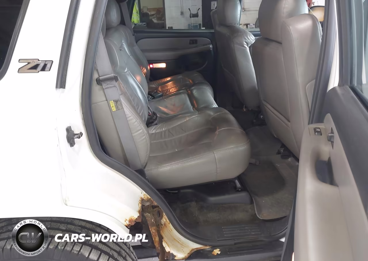 2002 Chevrolet Tahoe Z71 VIN:1GNEK13Z72R232634 - 8
