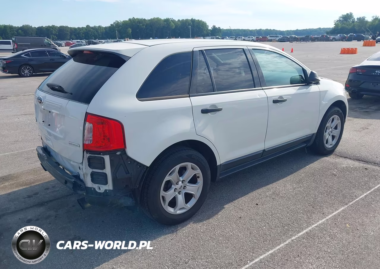 2013 Ford Edge Se VIN:2FMDK3G93DBA04402 - 4