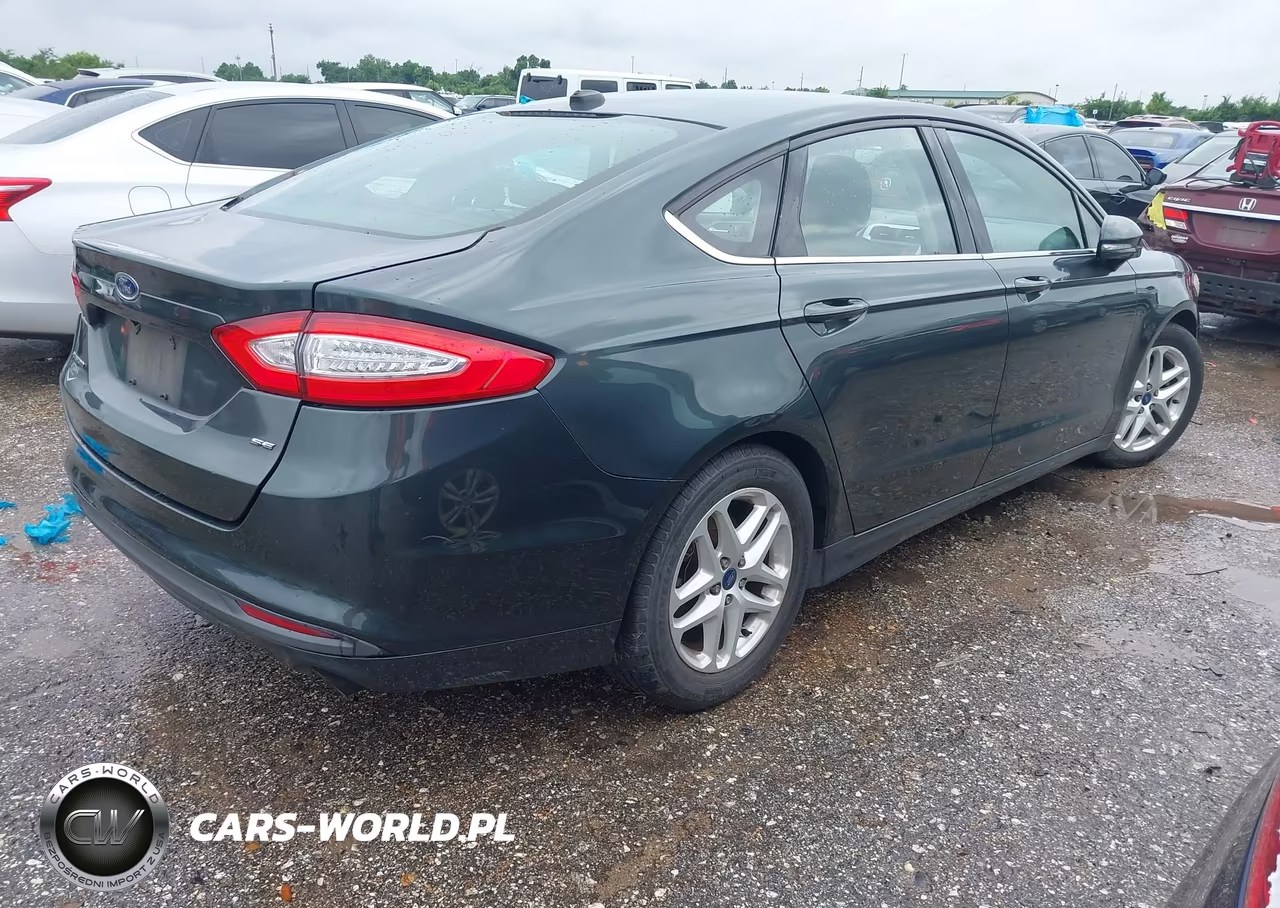 2015 Ford Fusion Se VIN:1FA6P0H77F5120340 - 4