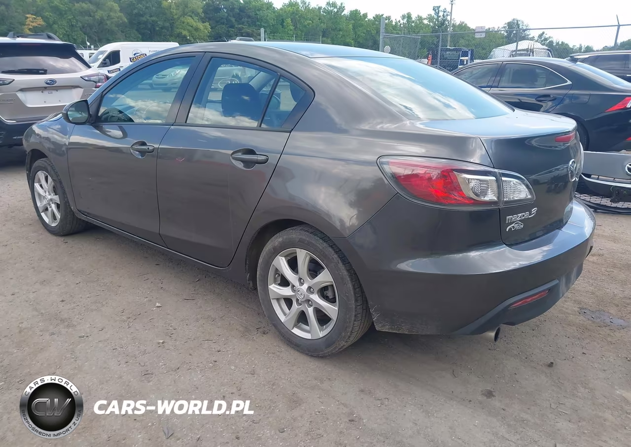 2010 Mazda Mazda3 I Touring VIN:JM1BL1SG4A1161897 - 3