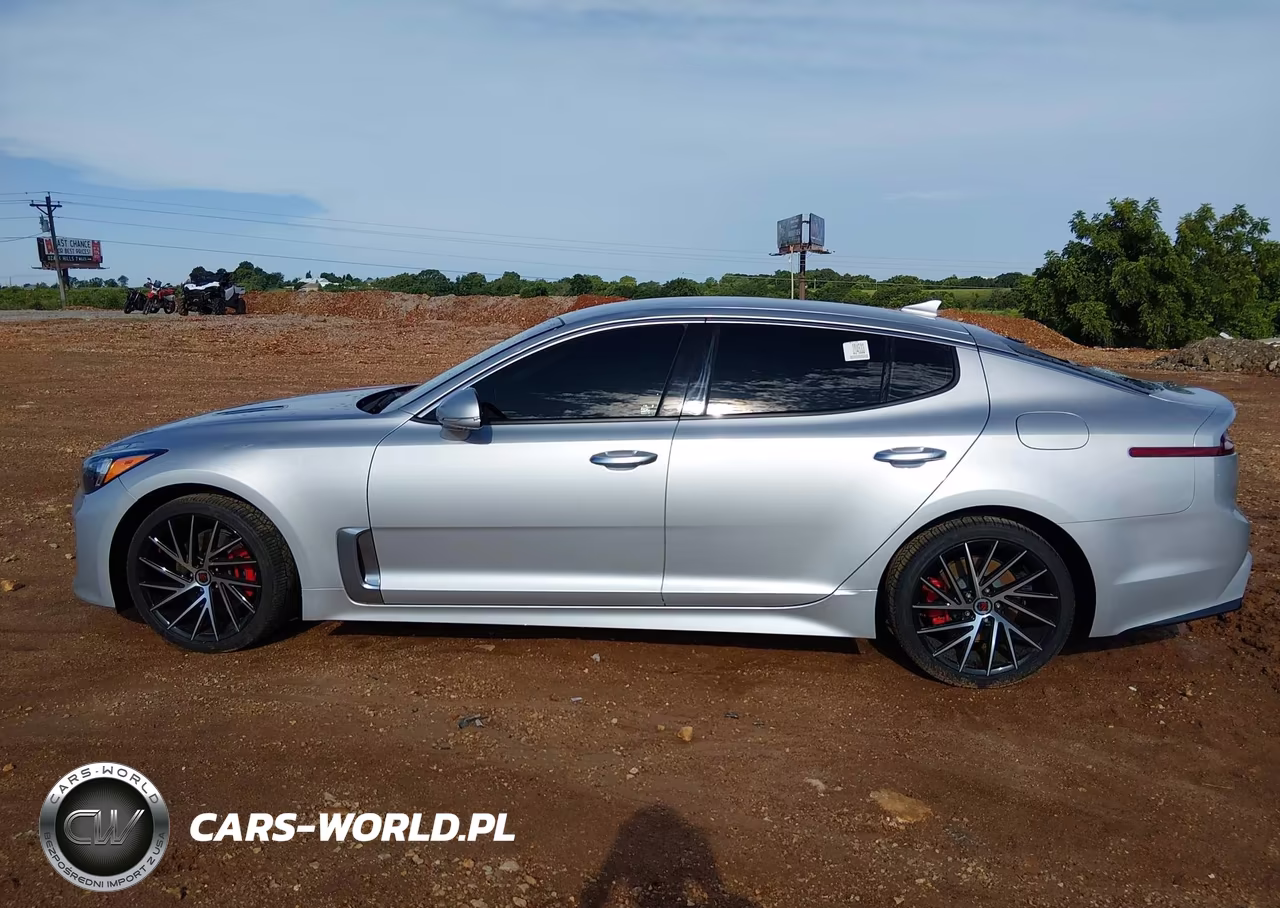 2018 Kia Stinger VIN:KNAE15LA1J6034643 - 14