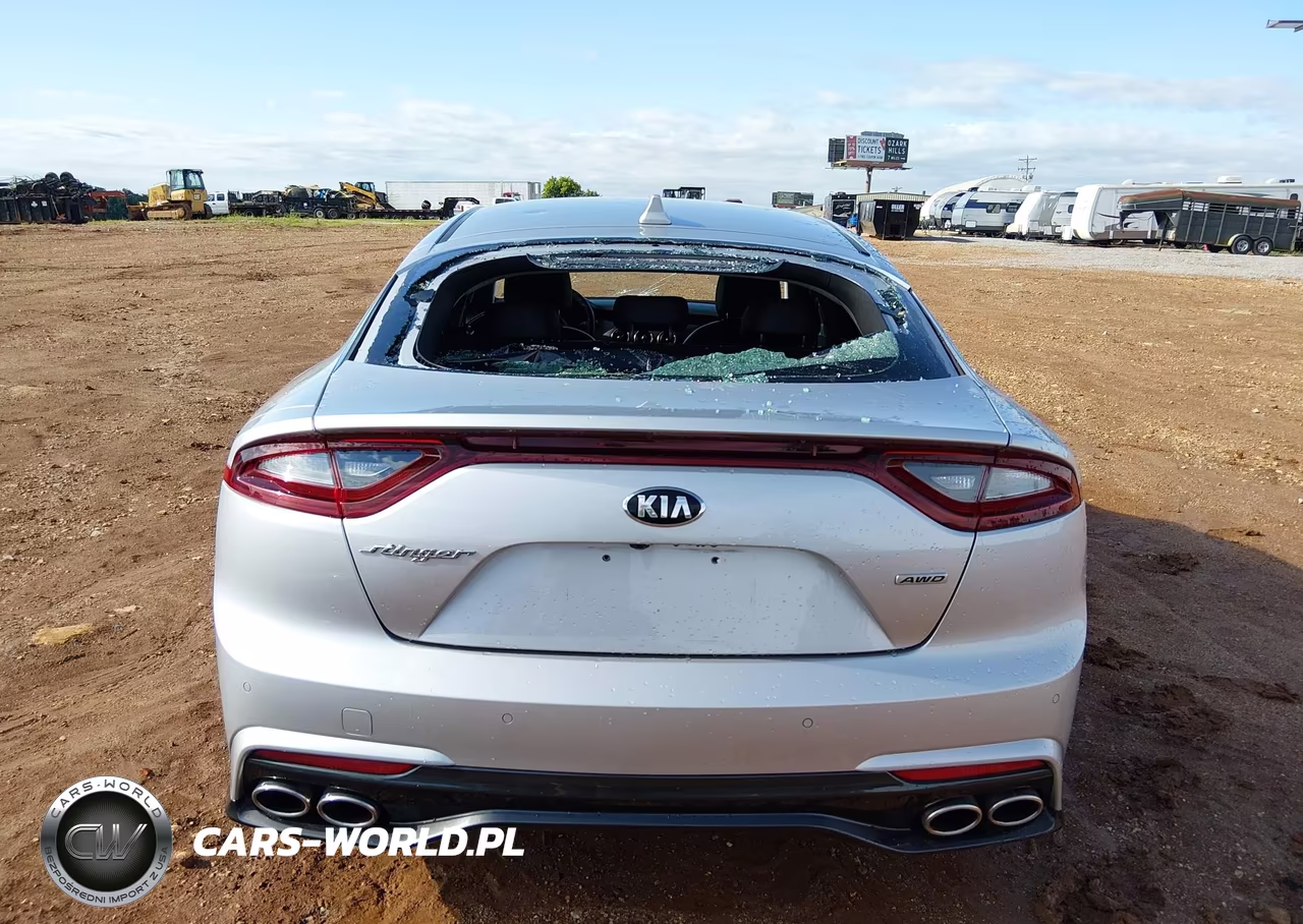 2018 Kia Stinger VIN:KNAE15LA1J6034643 - 16