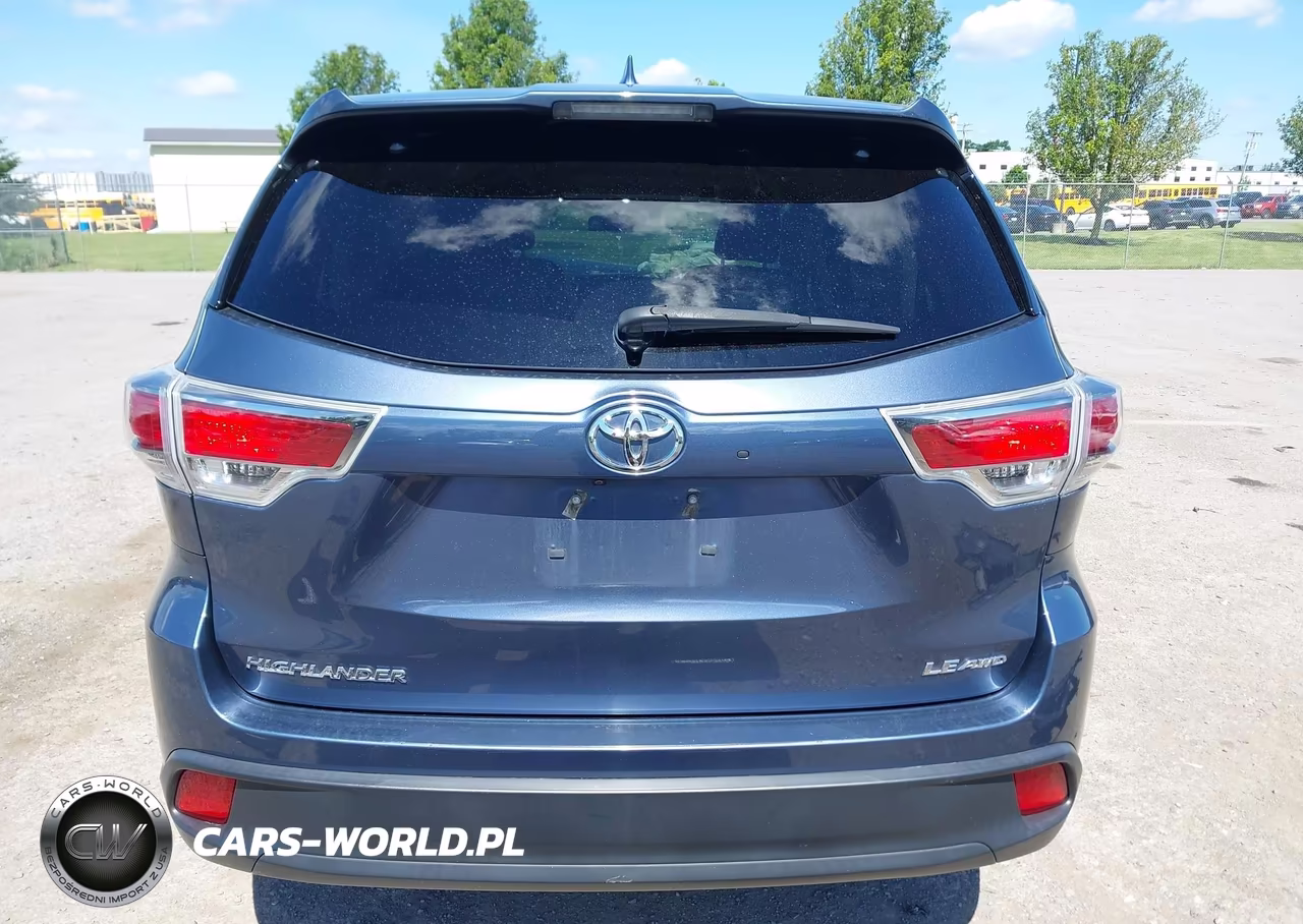 2016 Toyota Highlander Le Plus V6 VIN:5TDBKRFHXGS324746 - 15
