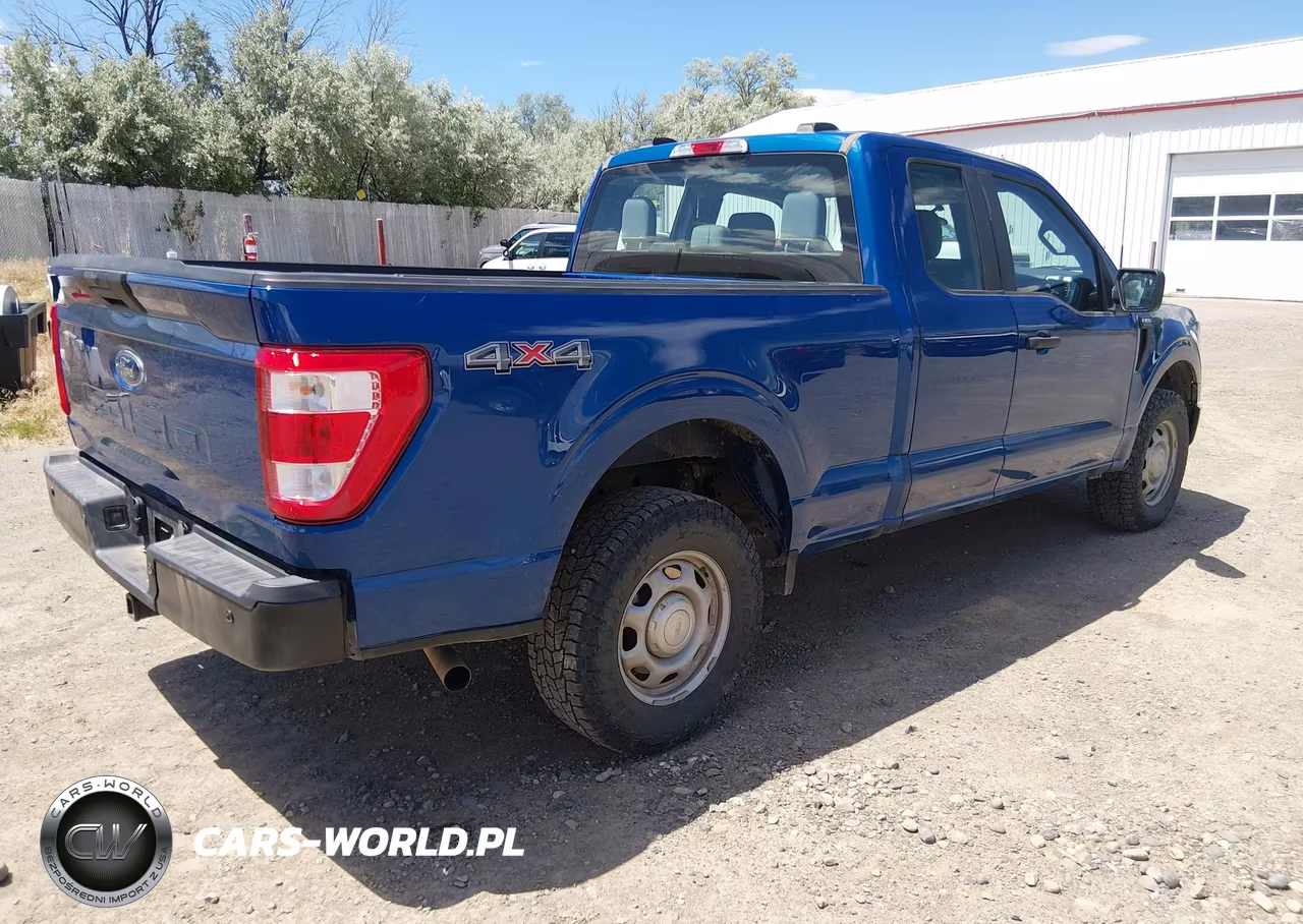 2023 Ford F-150 Xl-Xlt VIN:1FTEX1EB3PKF21746 - 4