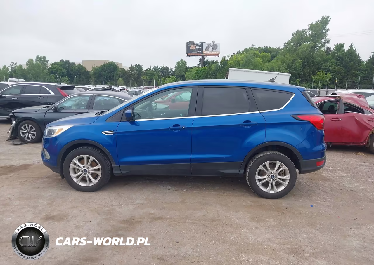 2019 Ford Escape Se VIN:1FMCU9GD2KUB03040 - 14