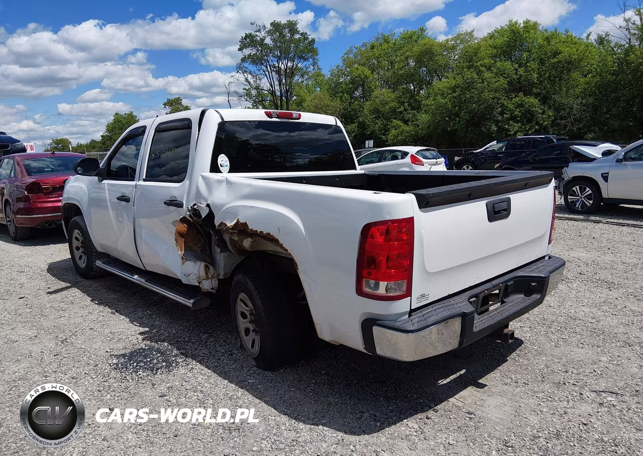 2007 GMC Sierra 1500 Work Truck VIN:2GTEC13C371693203 - 3