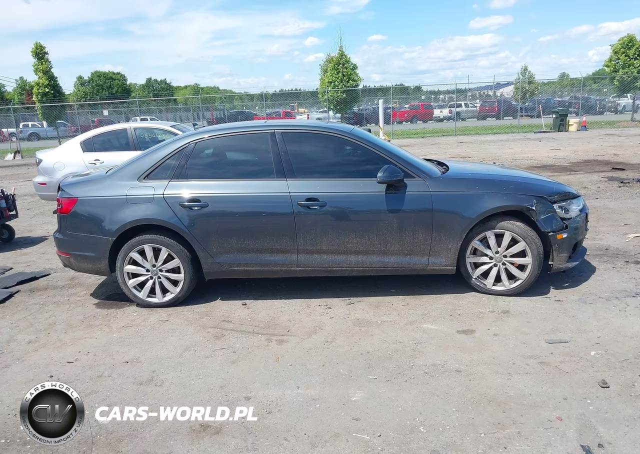 2017 Audi A4 Premium VIN:WAUANAF43HN001628 - 13
