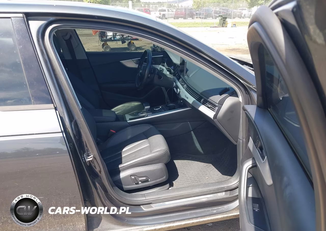 2017 Audi A4 Premium VIN:WAUANAF43HN001628 - 5
