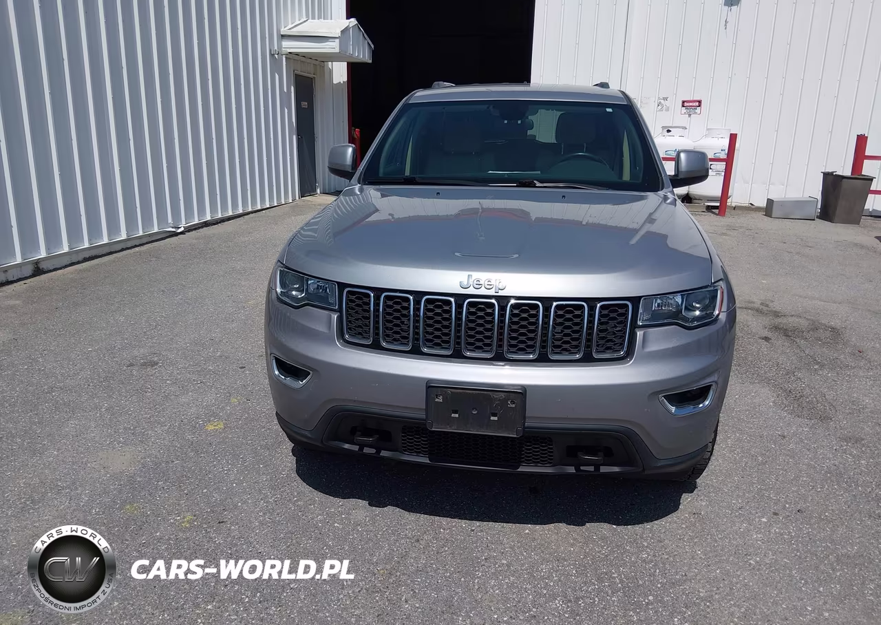 2019 Jeep Grand Cherokee Laredo E 4X4 VIN:1C4RJFAG1KC836937 - 13