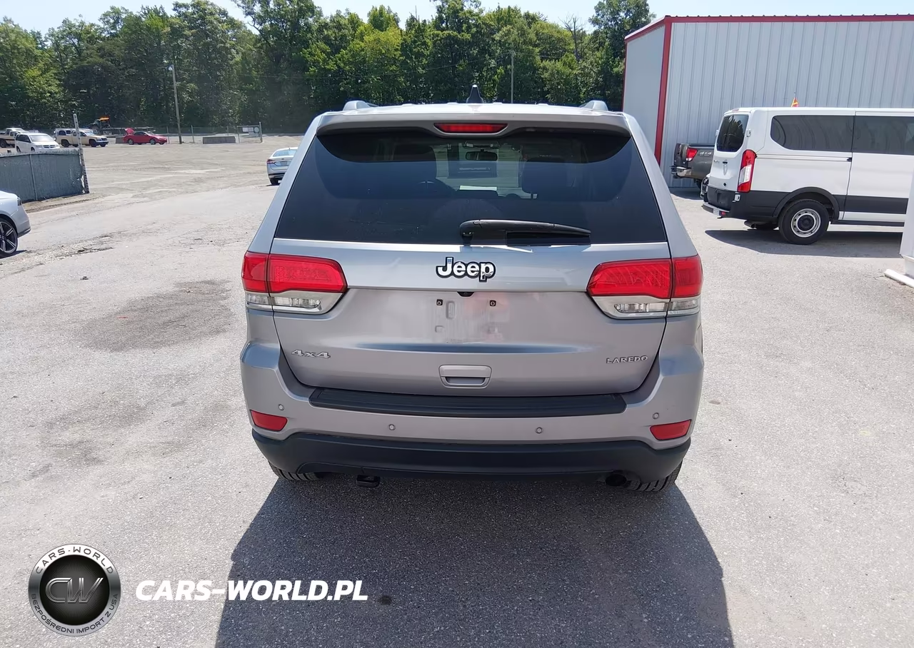 2019 Jeep Grand Cherokee Laredo E 4X4 VIN:1C4RJFAG1KC836937 - 17
