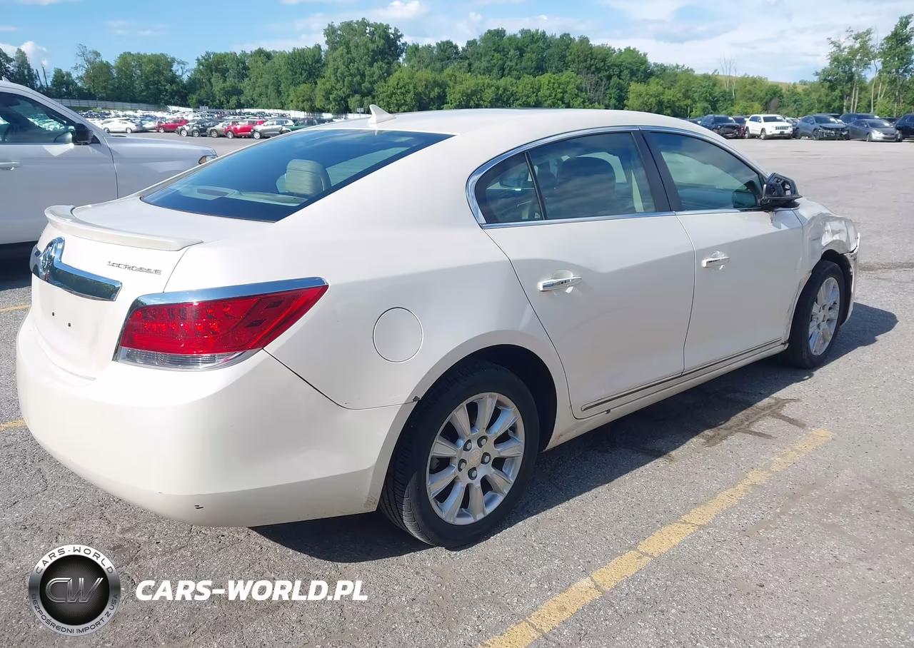 2012 Buick Lacrosse Leather Group VIN:1G4GC5ER7CF363130 - 4