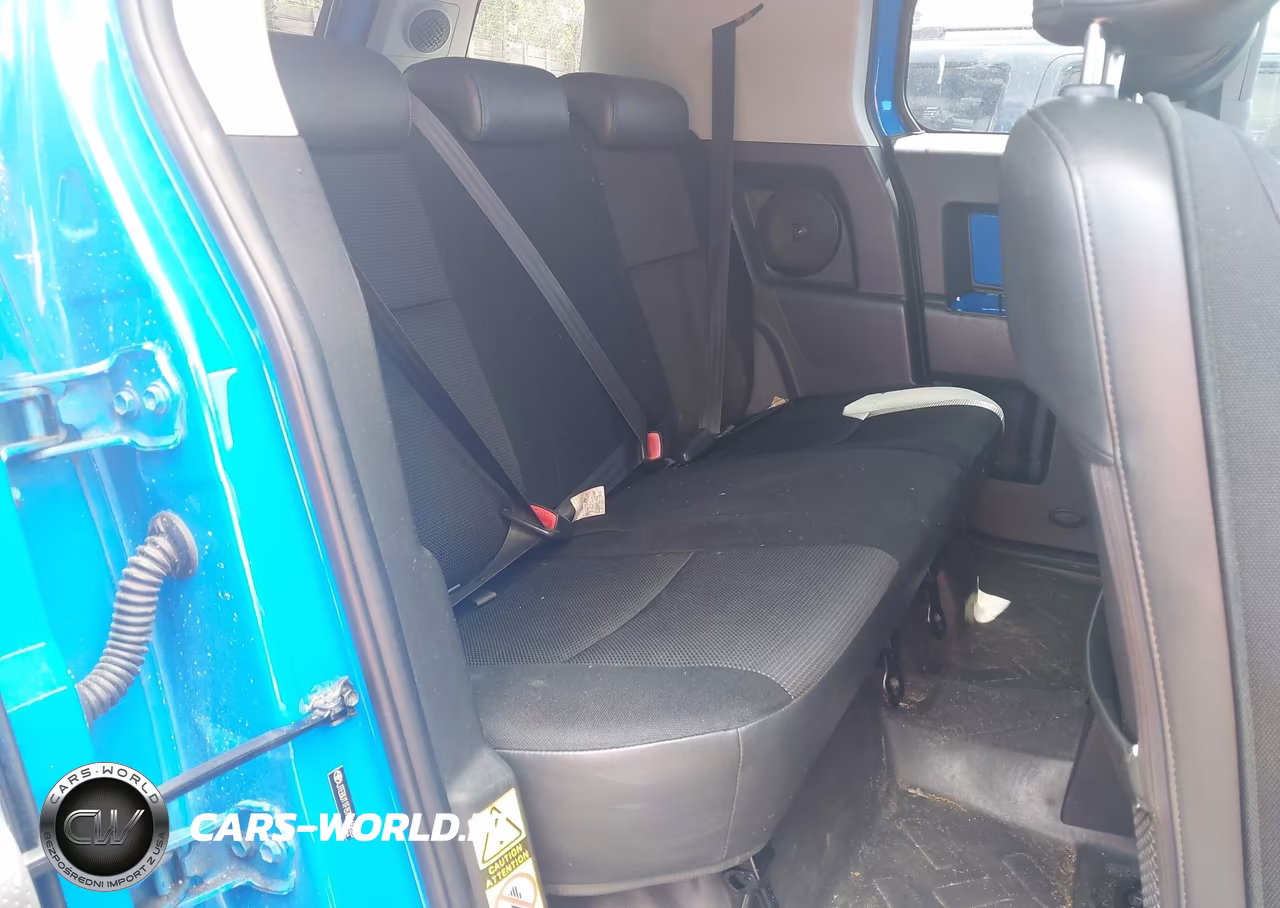 2007 Toyota Fj Cruiser VIN:JTEBU11F870046820 - 8