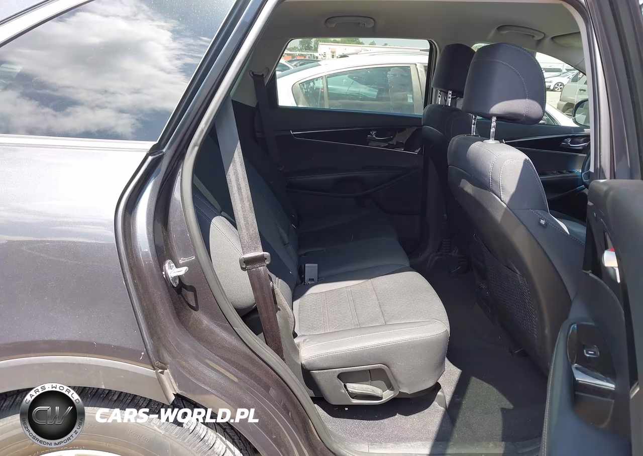 2017 Kia Sorento 2.4L Lx VIN:5XYPGDA30HG337431 - 8