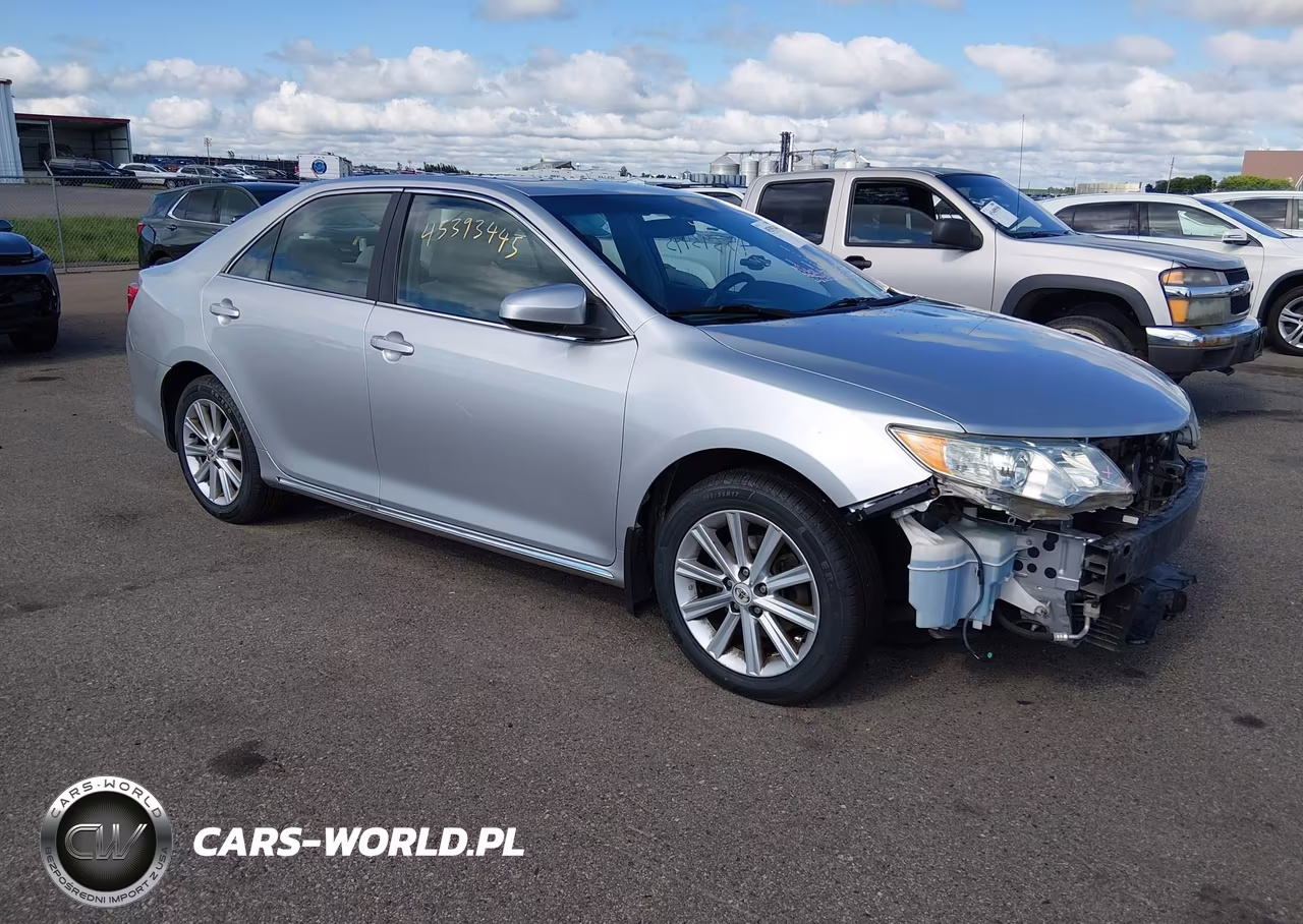 2012 Toyota Camry Xle – zdjęcie 1 z 12