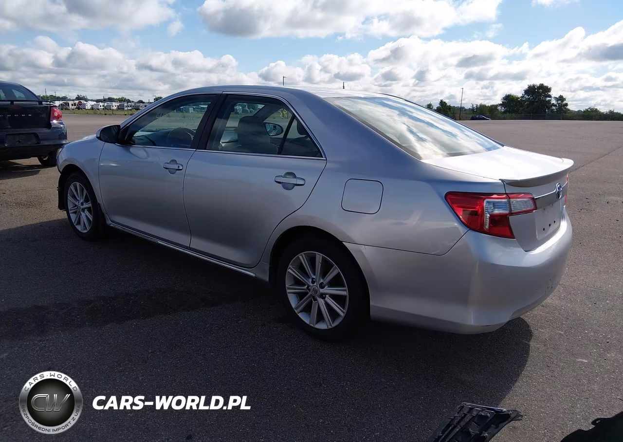 2012 Toyota Camry Xle VIN:4T4BF1FKXCR225076 - 3