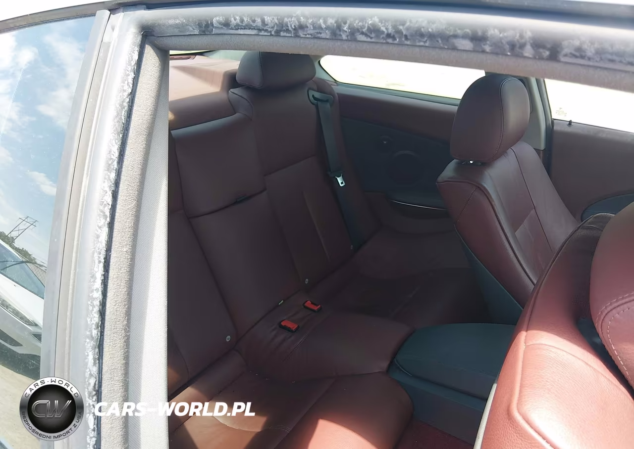 2005 BMW 645Ci VIN:WBAEH73425B192696 - 8