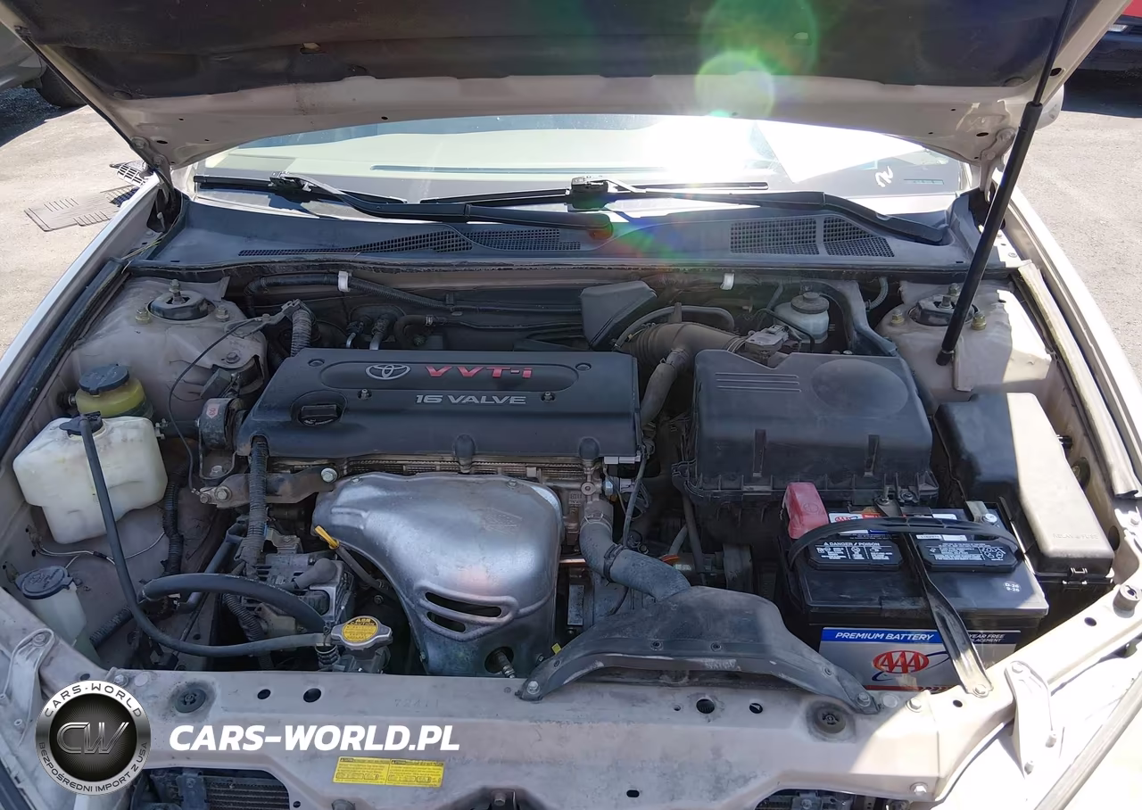 2002 Toyota Camry Le VIN:4T1BE32K82U617907 - 10