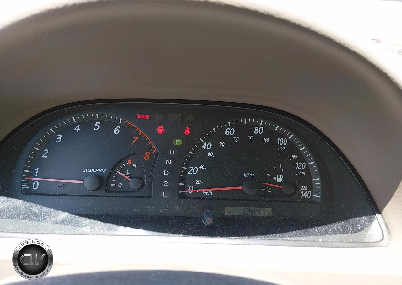 2002 Toyota Camry Le VIN:4T1BE32K82U617907 - 7