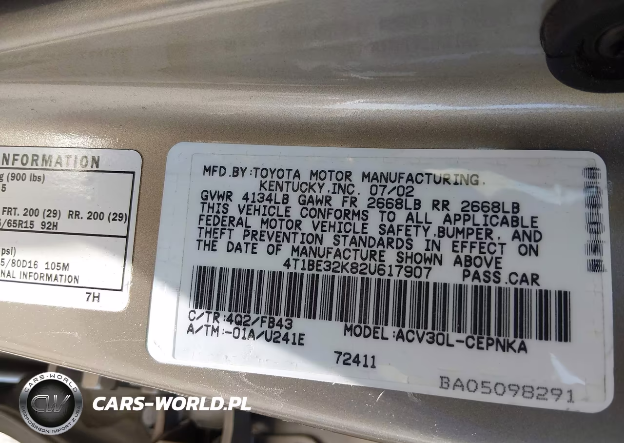 2002 Toyota Camry Le VIN:4T1BE32K82U617907 - 9