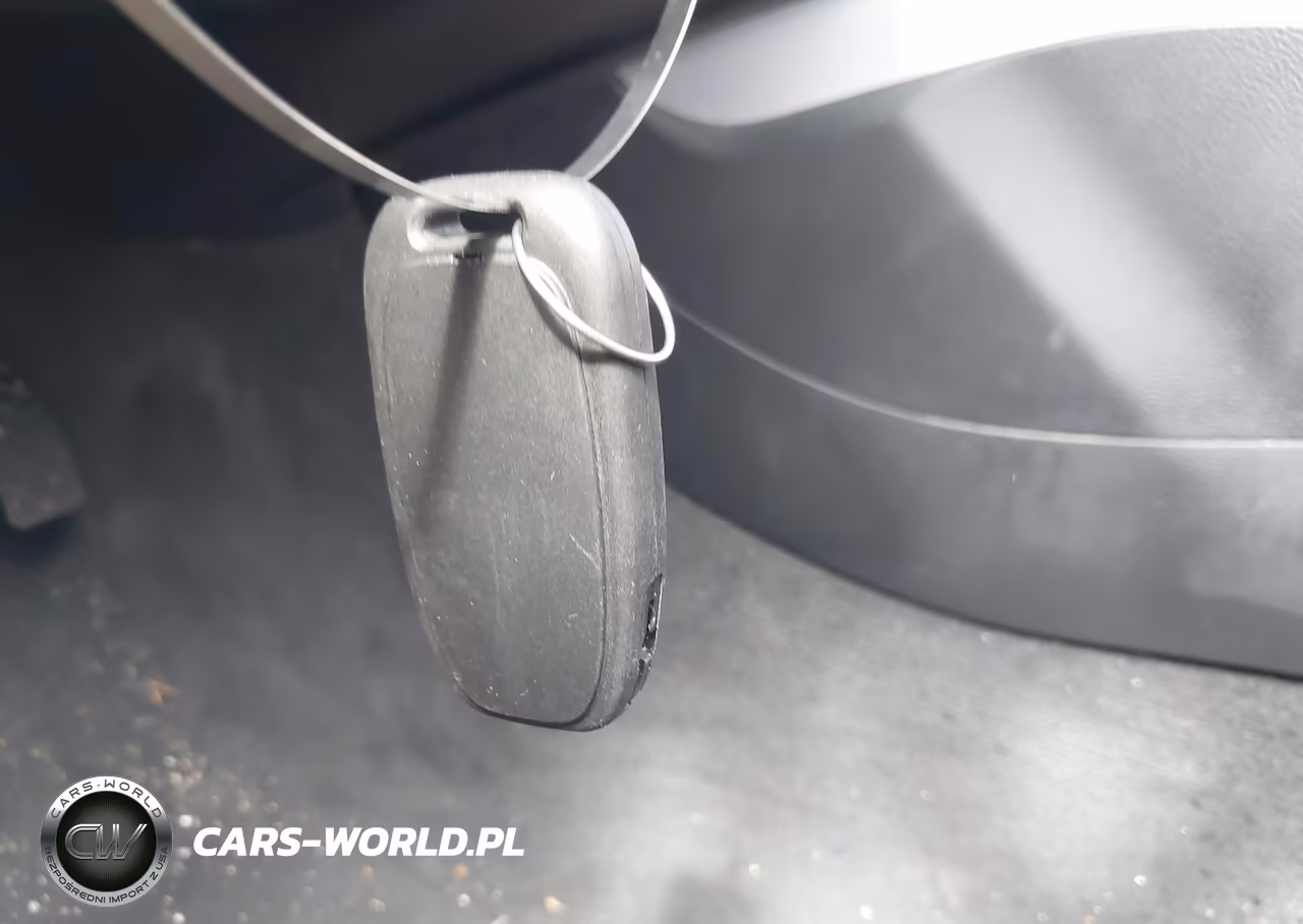 AUDI A4 PREMIUM VIN:WAUBFAFL4CN011568 - 11