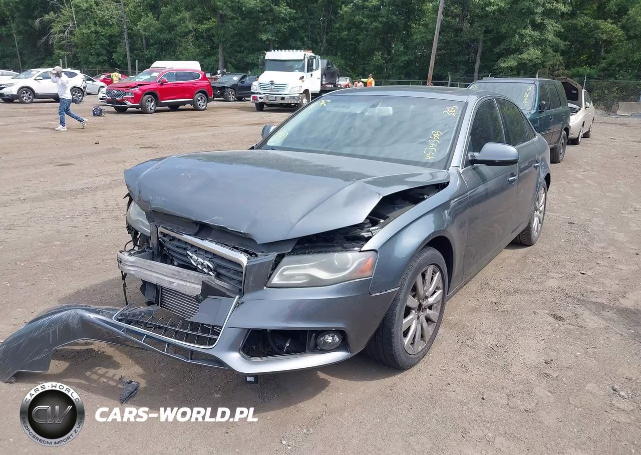 AUDI A4 PREMIUM VIN:WAUBFAFL4CN011568 - 2