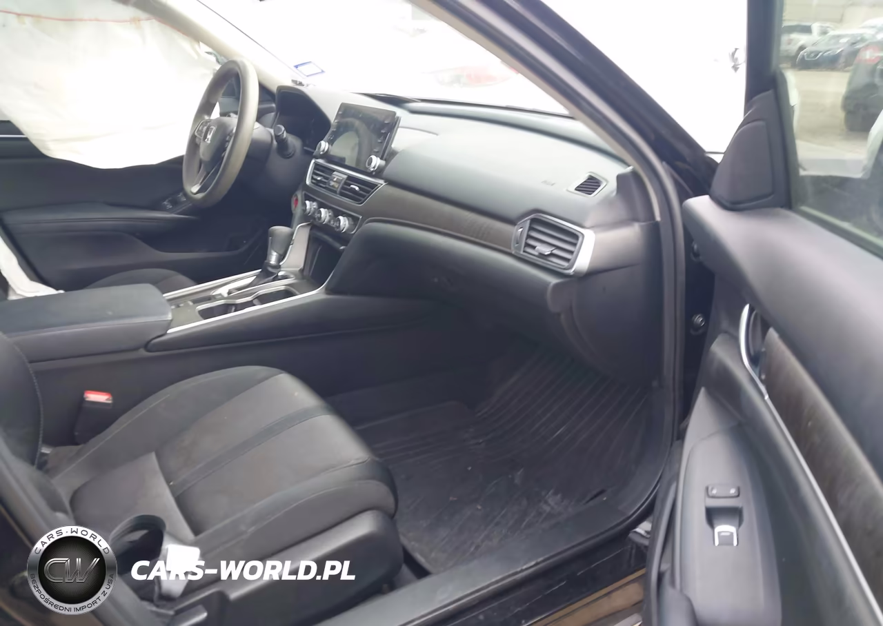 2018 Honda Accord Ex VIN:1HGCV1F4XJA250373 - 5
