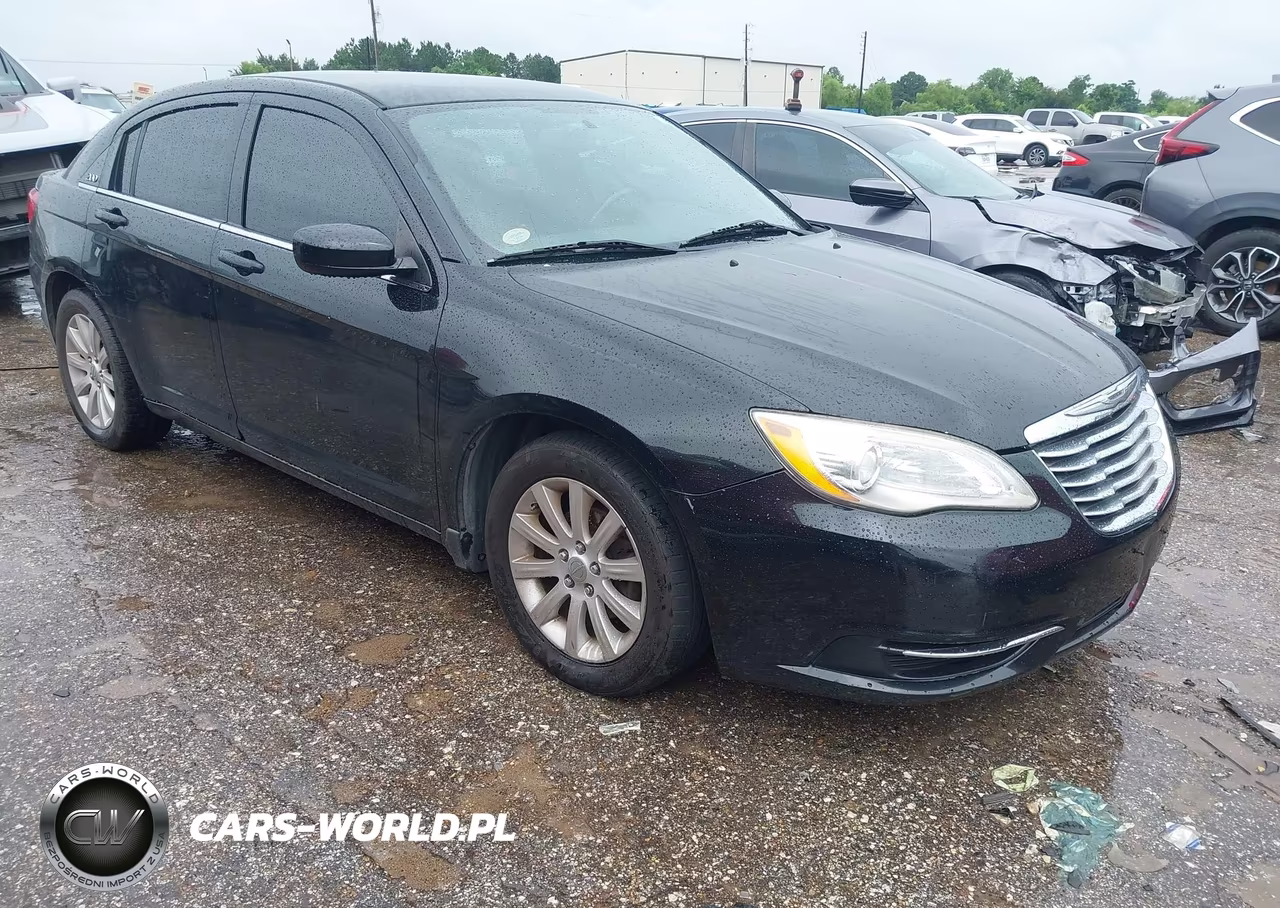 2012 Chrysler 200 Touring – zdjęcie 1 z 11