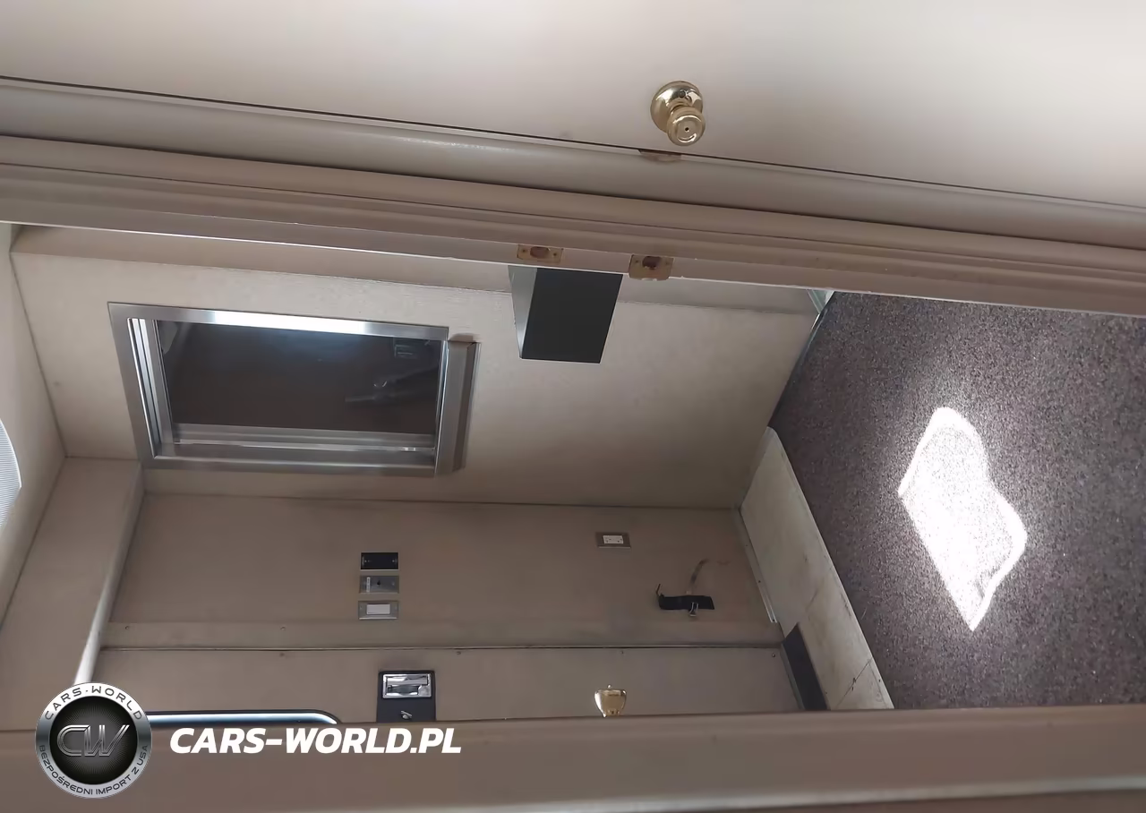2010 Freightliner M2 106 Medium Duty VIN:1FVACXDTXAHAL3560 - 19