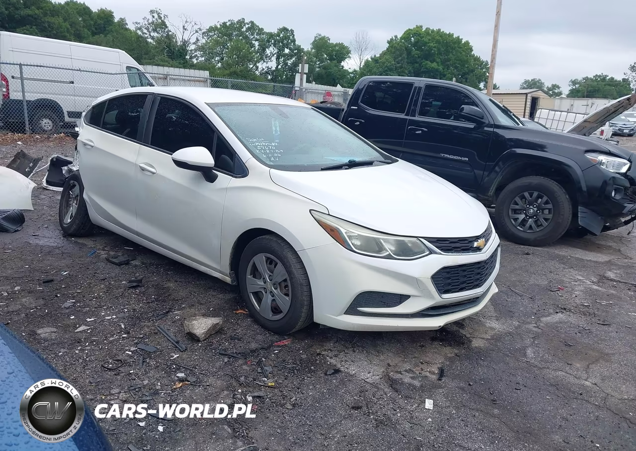 2018 Chevrolet Cruze Ls Auto – zdjęcie 1 z 18