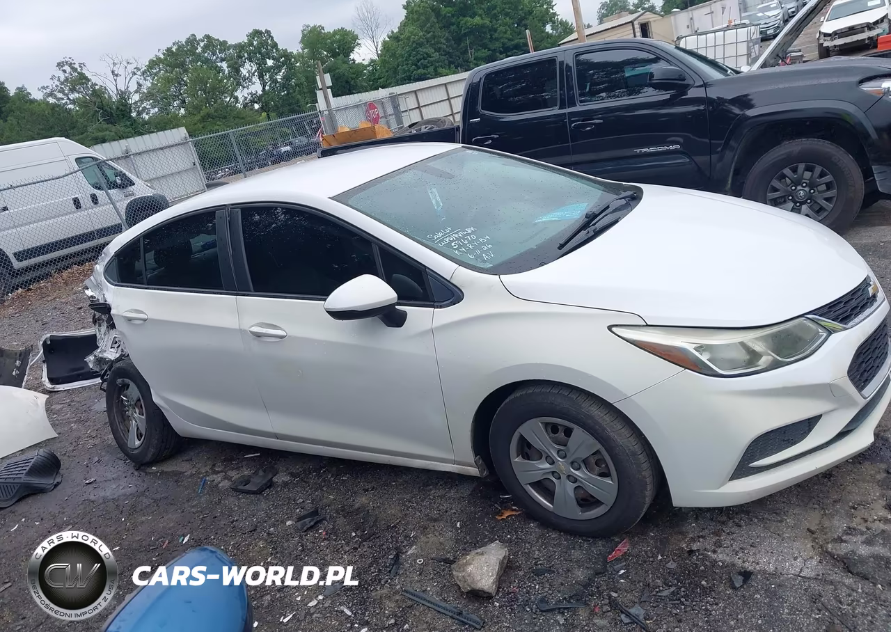 2018 Chevrolet Cruze Ls Auto VIN:1G1BC5SMXJ7119012 - 13