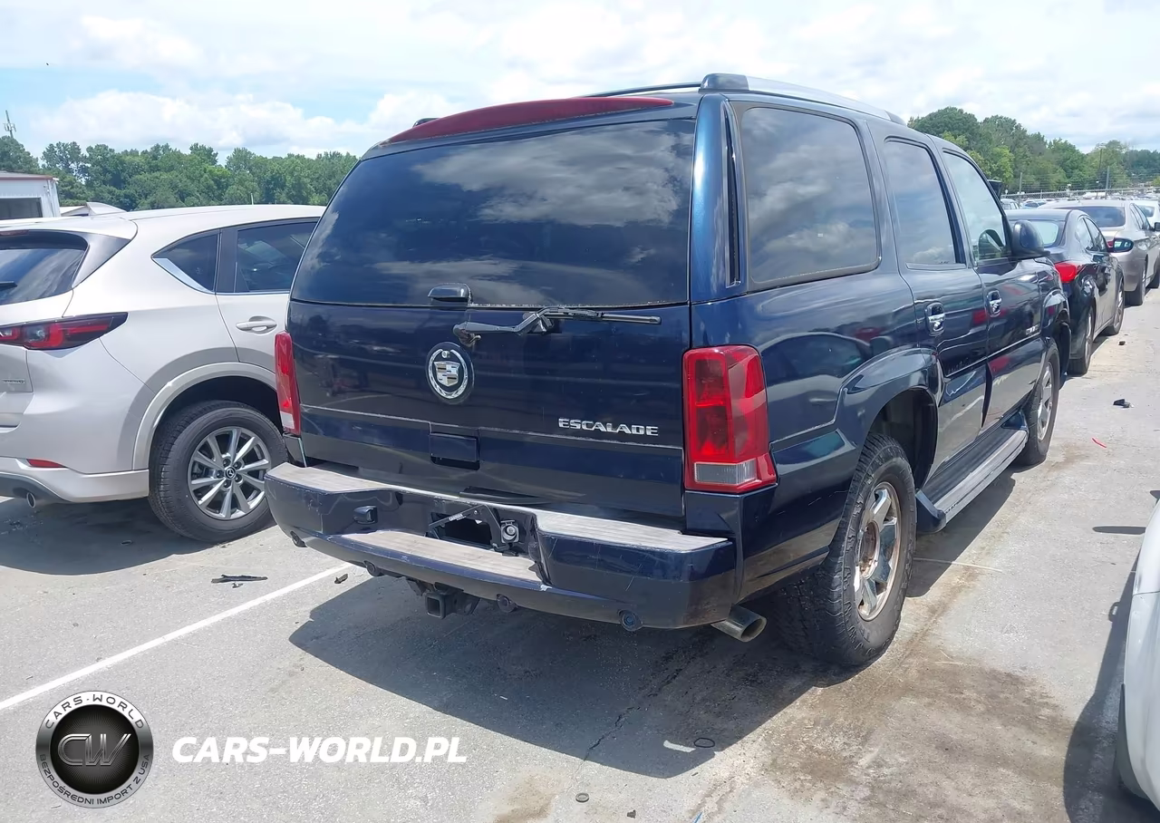 2005 Cadillac Escalade Standard VIN:1GYEK63N65R182052 - 4