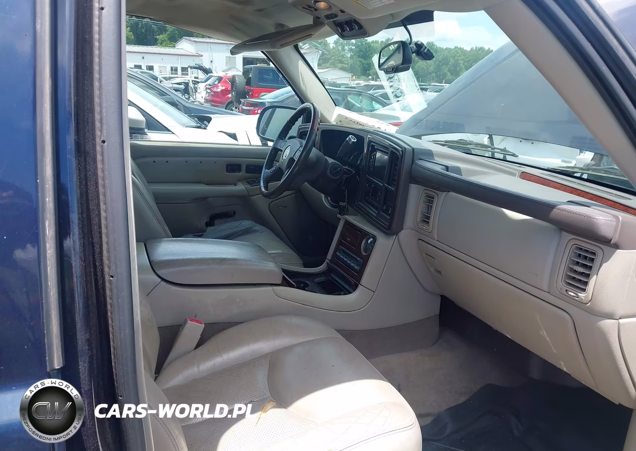 2005 Cadillac Escalade Standard VIN:1GYEK63N65R182052 - 5