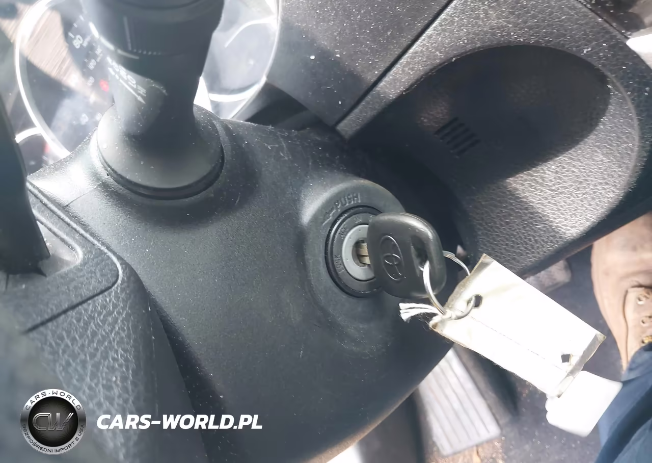 2014 Toyota Corolla Le VIN:5YFBURHE0EP059421 - 11