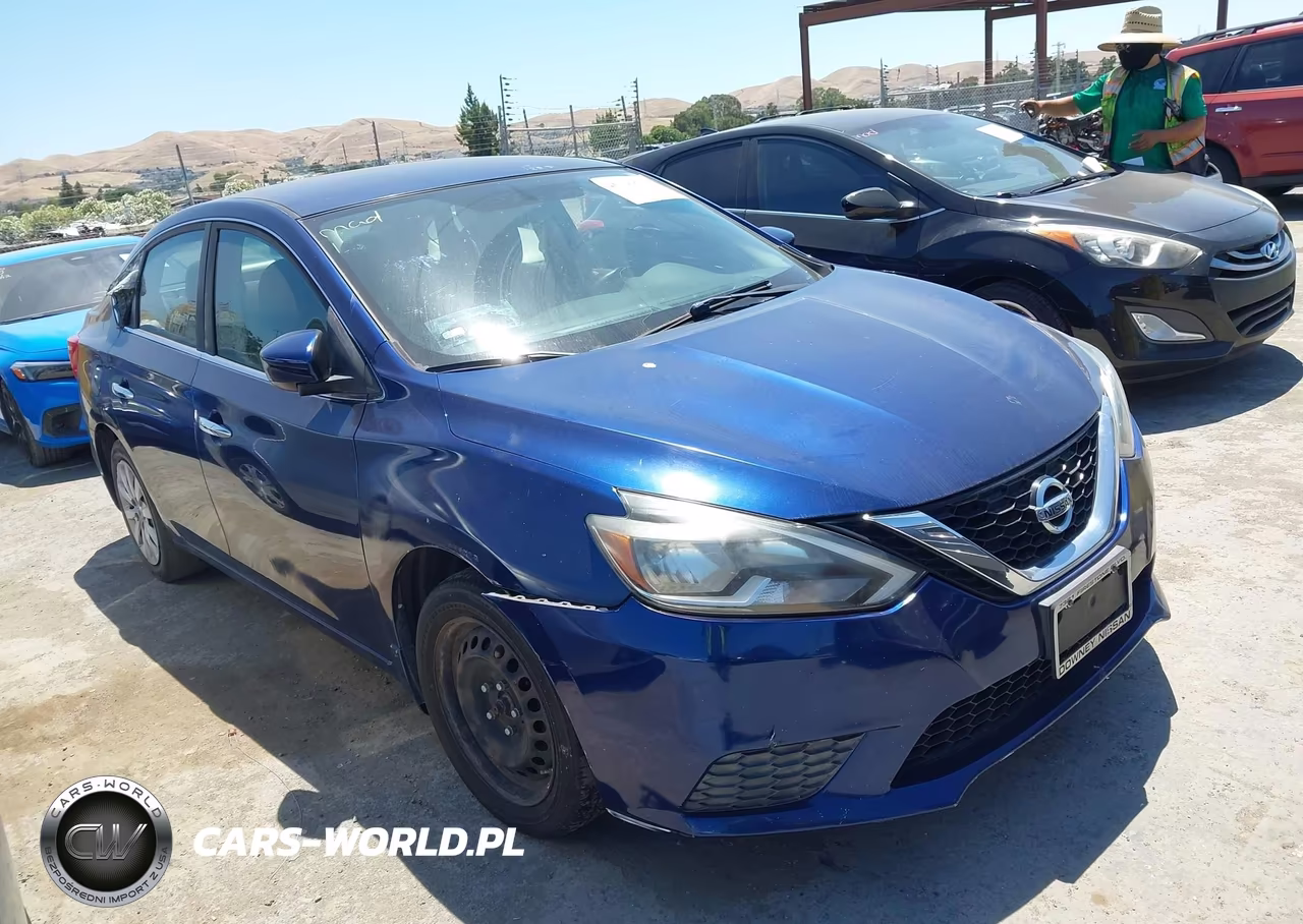2017 Nissan Sentra S – zdjęcie 1 z 11