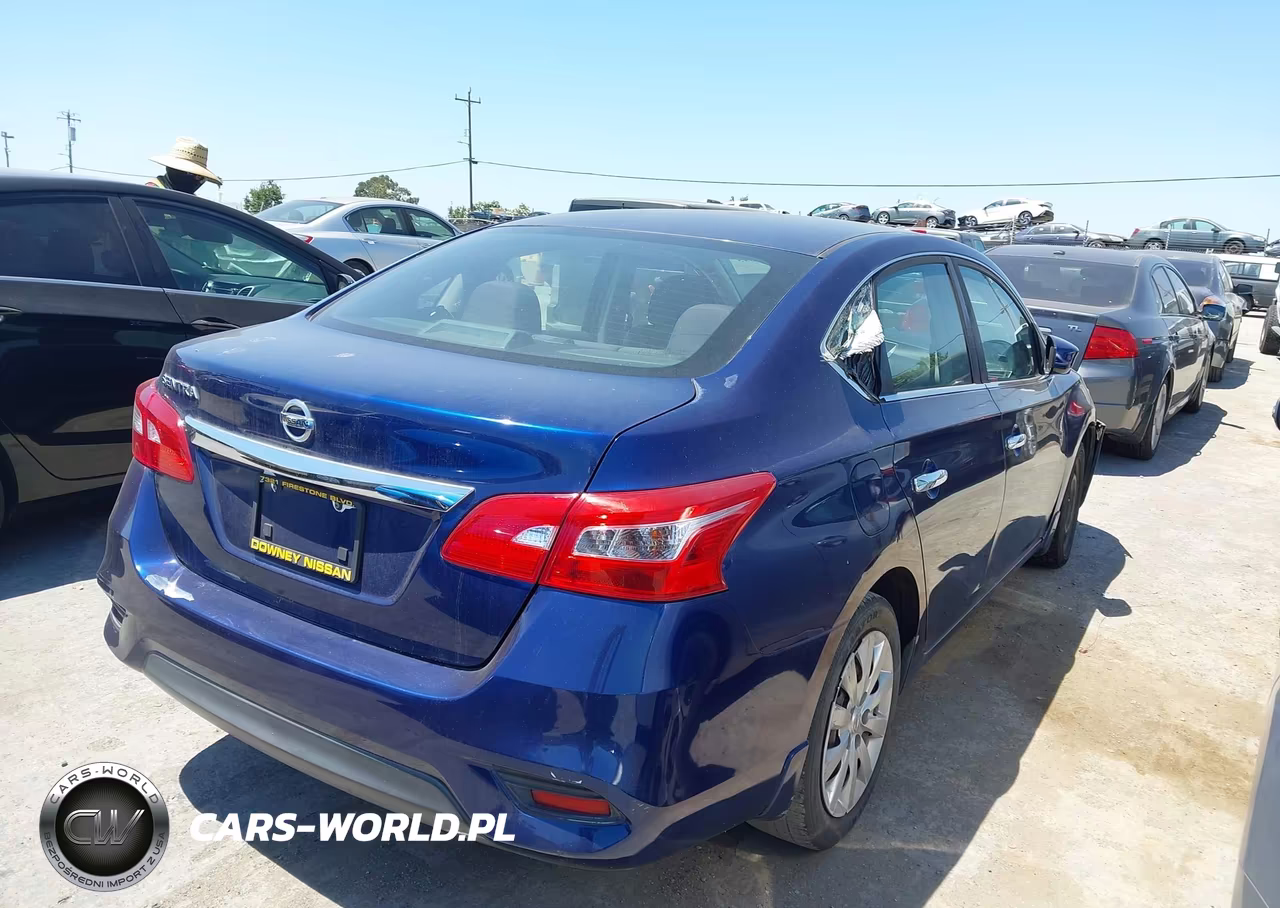 2017 Nissan Sentra S VIN:3N1AB7AP7HY335974 - 4