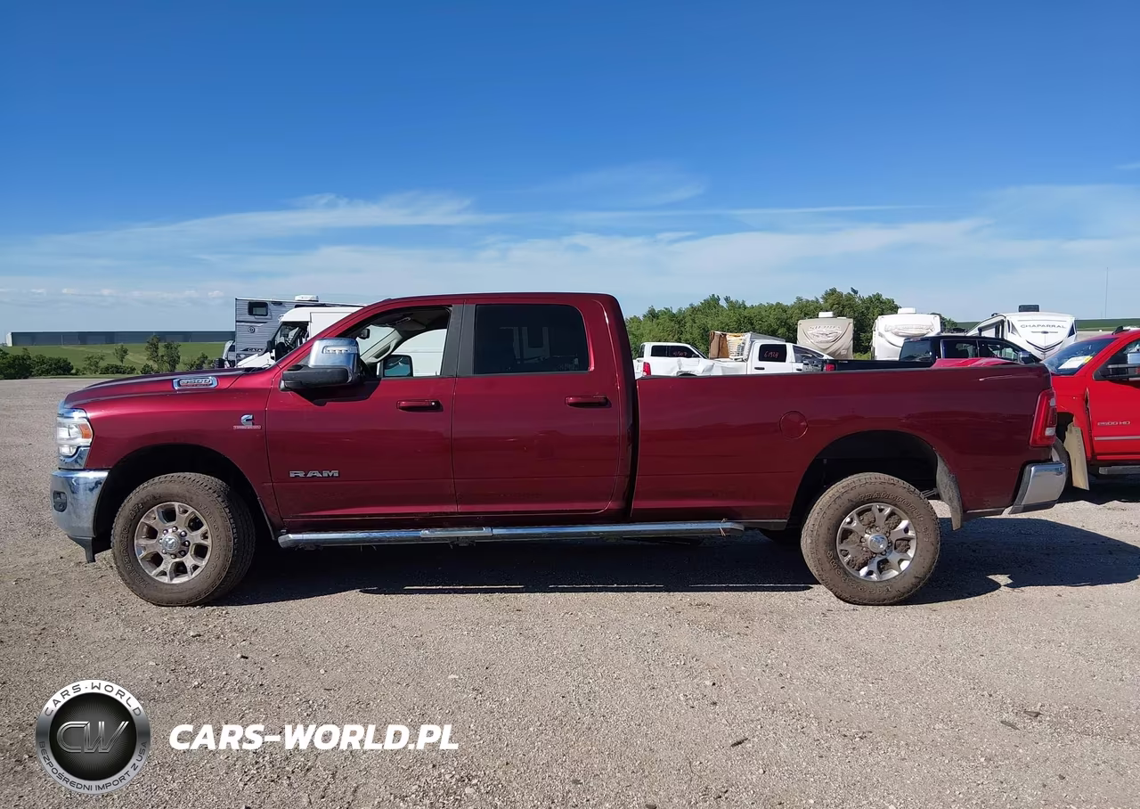 2024 Ram 3500 Laramie 4X4 8' Box VIN:3C63R3JL8RG326335 - 15